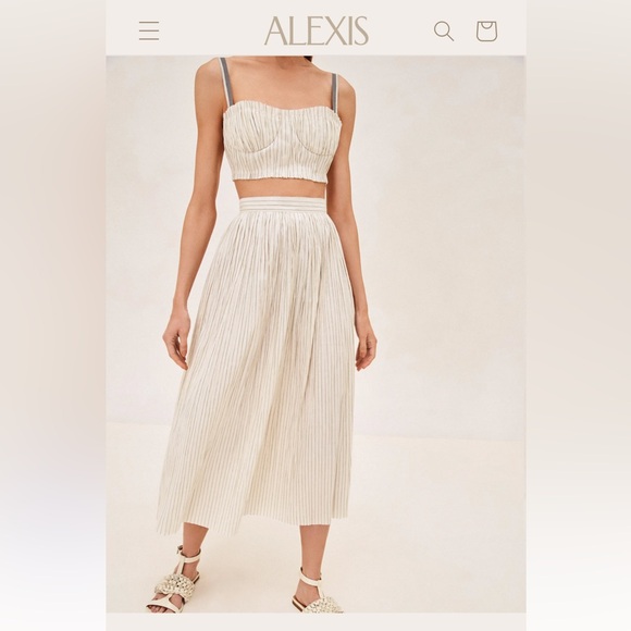 Nora Top by Alexis in size Small. Pairs with matching skirt - Picture 2 of 5